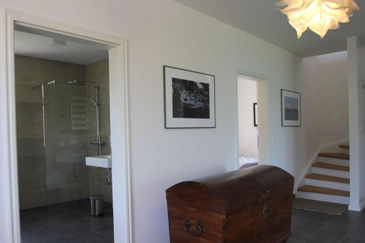Wassernahes Ferienhaus Mit Meerblick Und Schwimmbadnutzung In Sellin - Ferienhaus Rohrweihe Gager Exterior foto